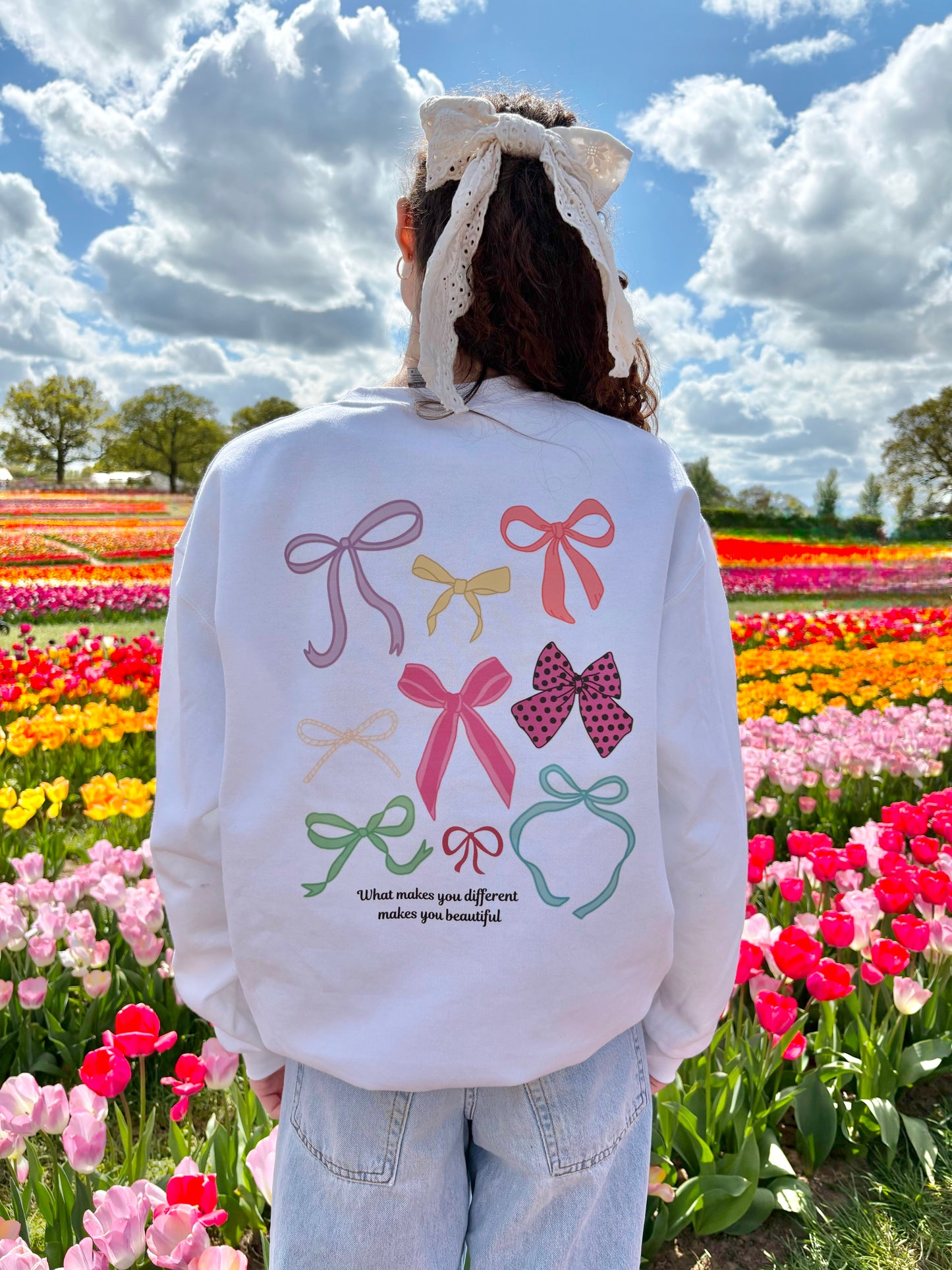 Different not less Bow sweatshirt